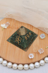 Green Aventurine Zibu Pyramid