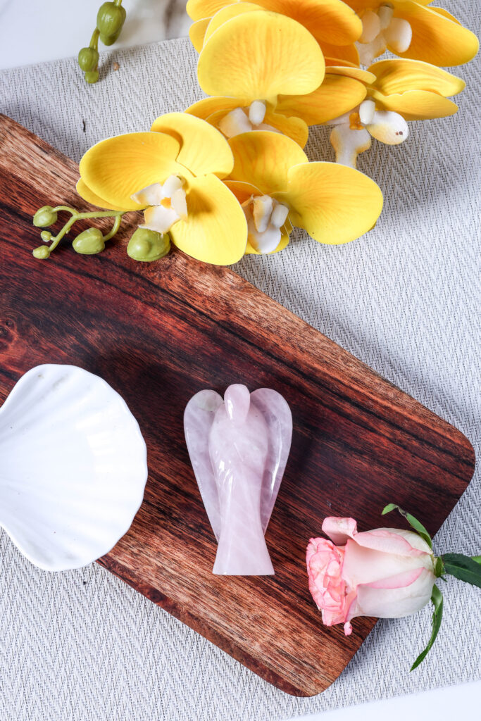 Rose Quartz Angel – image 1