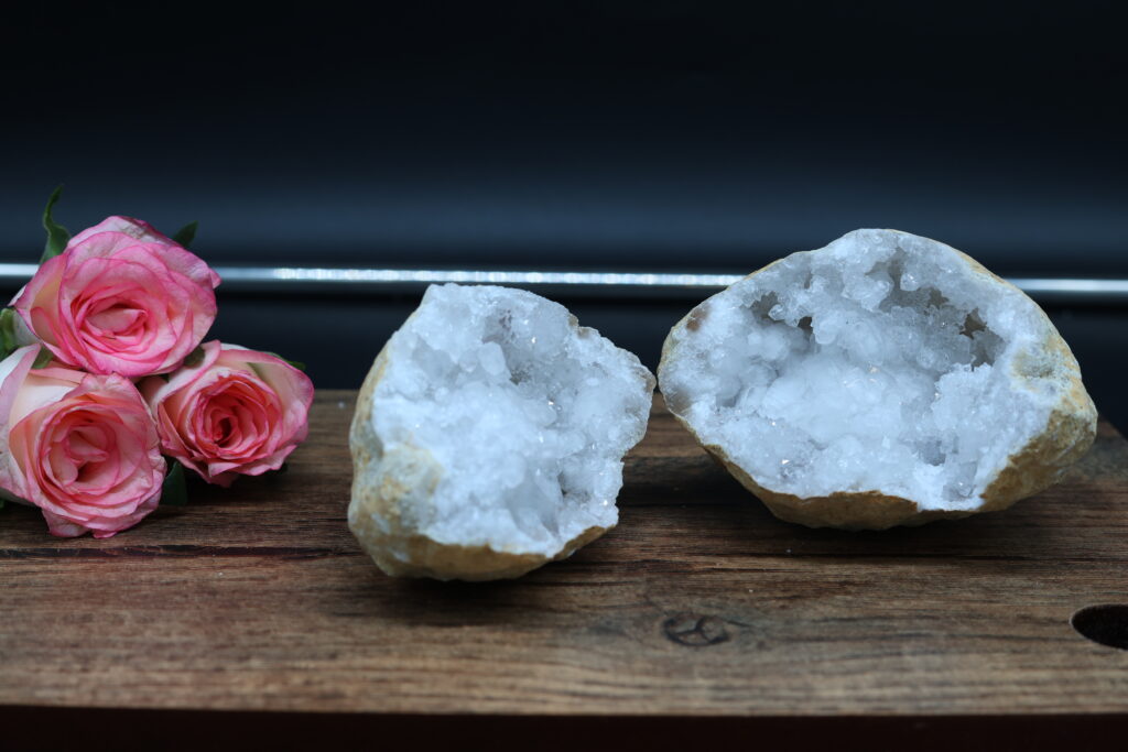 Clear Quartz Geode – image 3