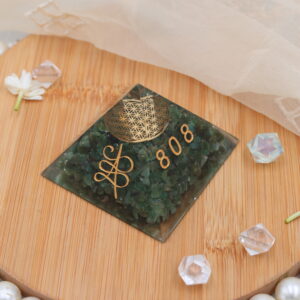 Green Aventurine Zibu Pyramid